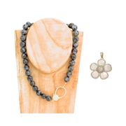 BIG FLOWER NACRÉE  — Collier Big Jumbo