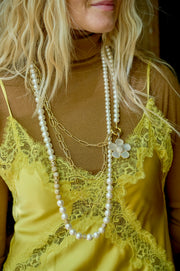 Dualité Sautoir — Big Flower Nacrée